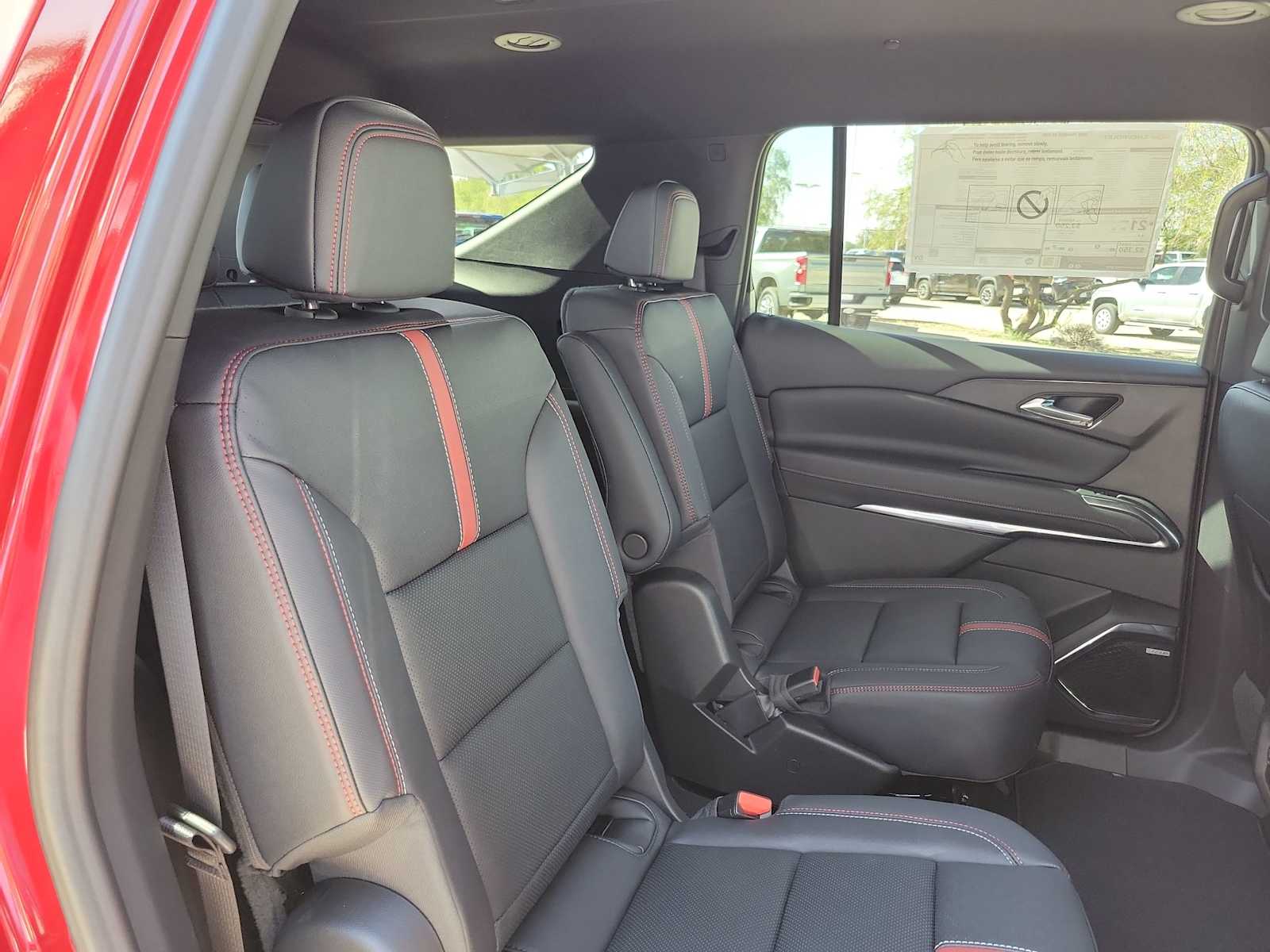 Thumbnail: 2026 Chevrolet Traverse - 13