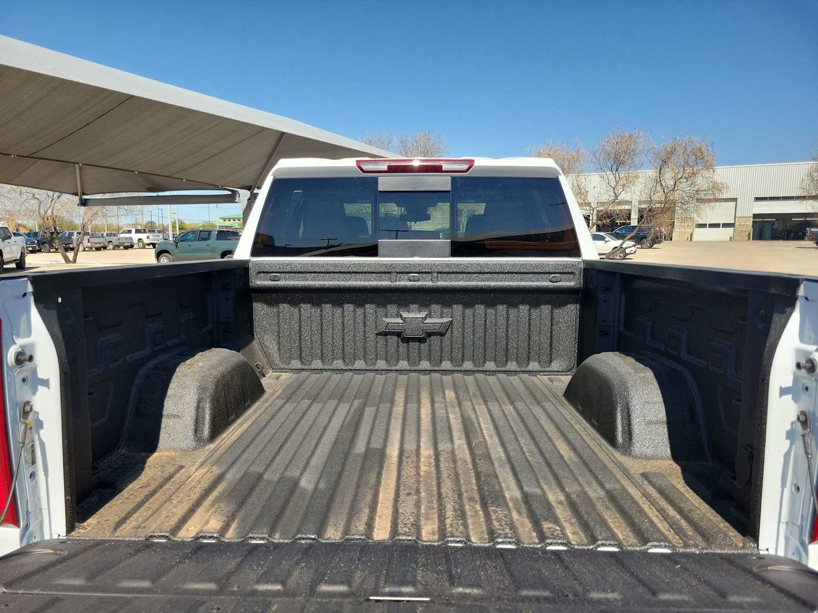 Thumbnail: 2026 Chevrolet Silverado 1500 - 15
