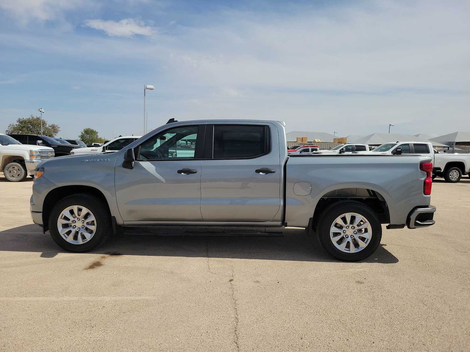 Thumbnail: 2026 Chevrolet Silverado 1500 - 5