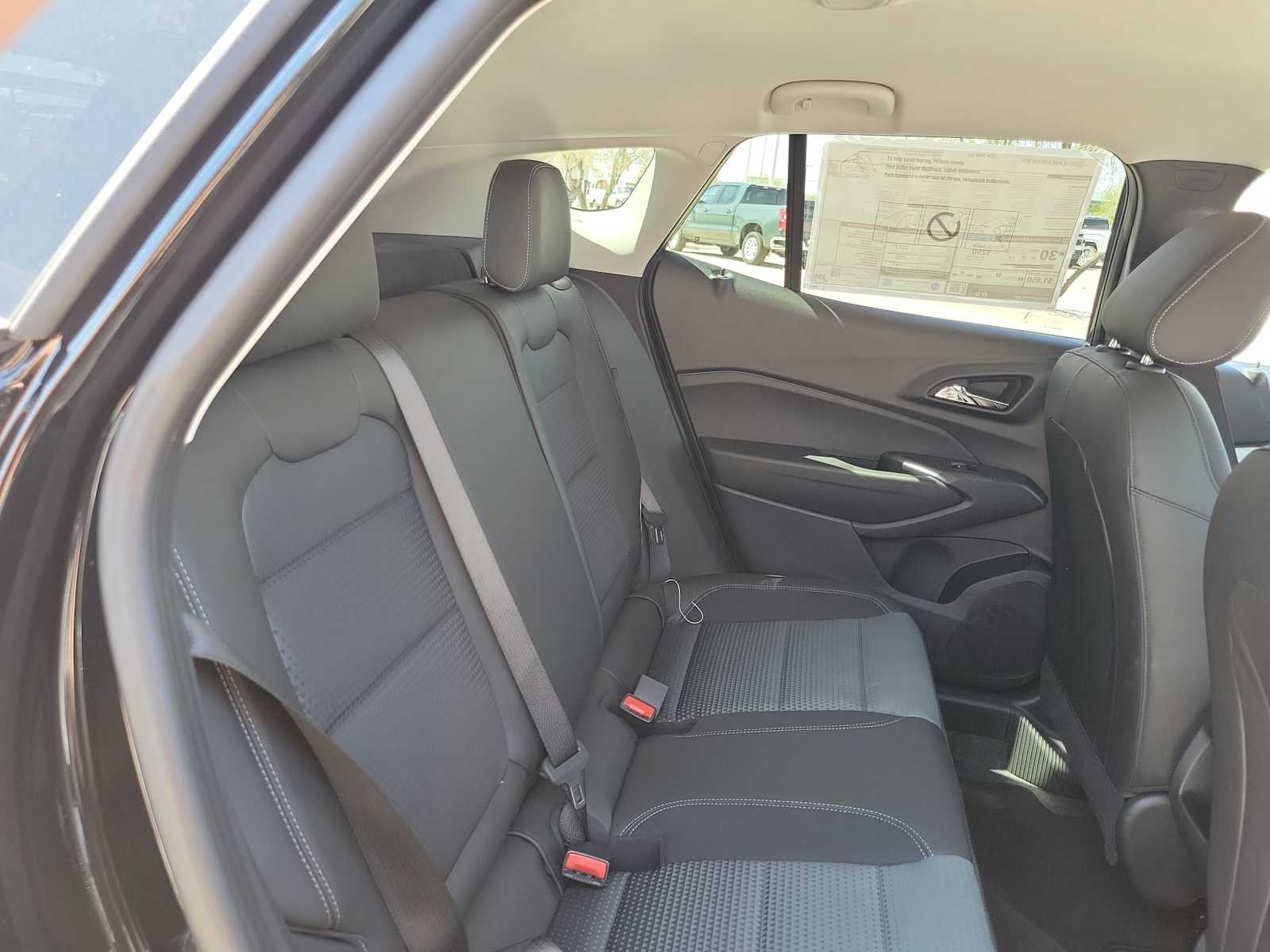 Thumbnail: 2026 Chevrolet Trax - 17