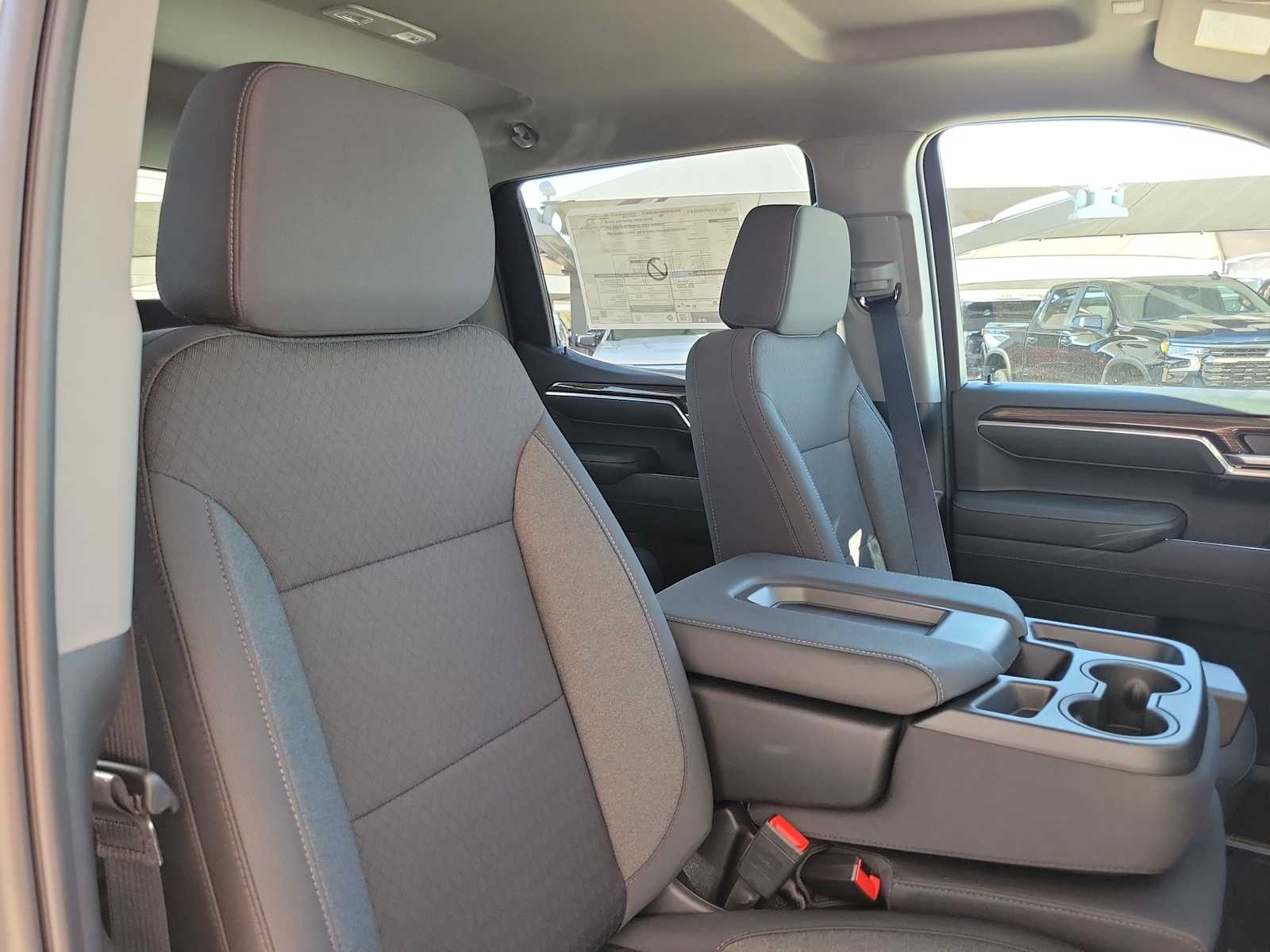 Thumbnail: 2026 Chevrolet Silverado 1500 - 14