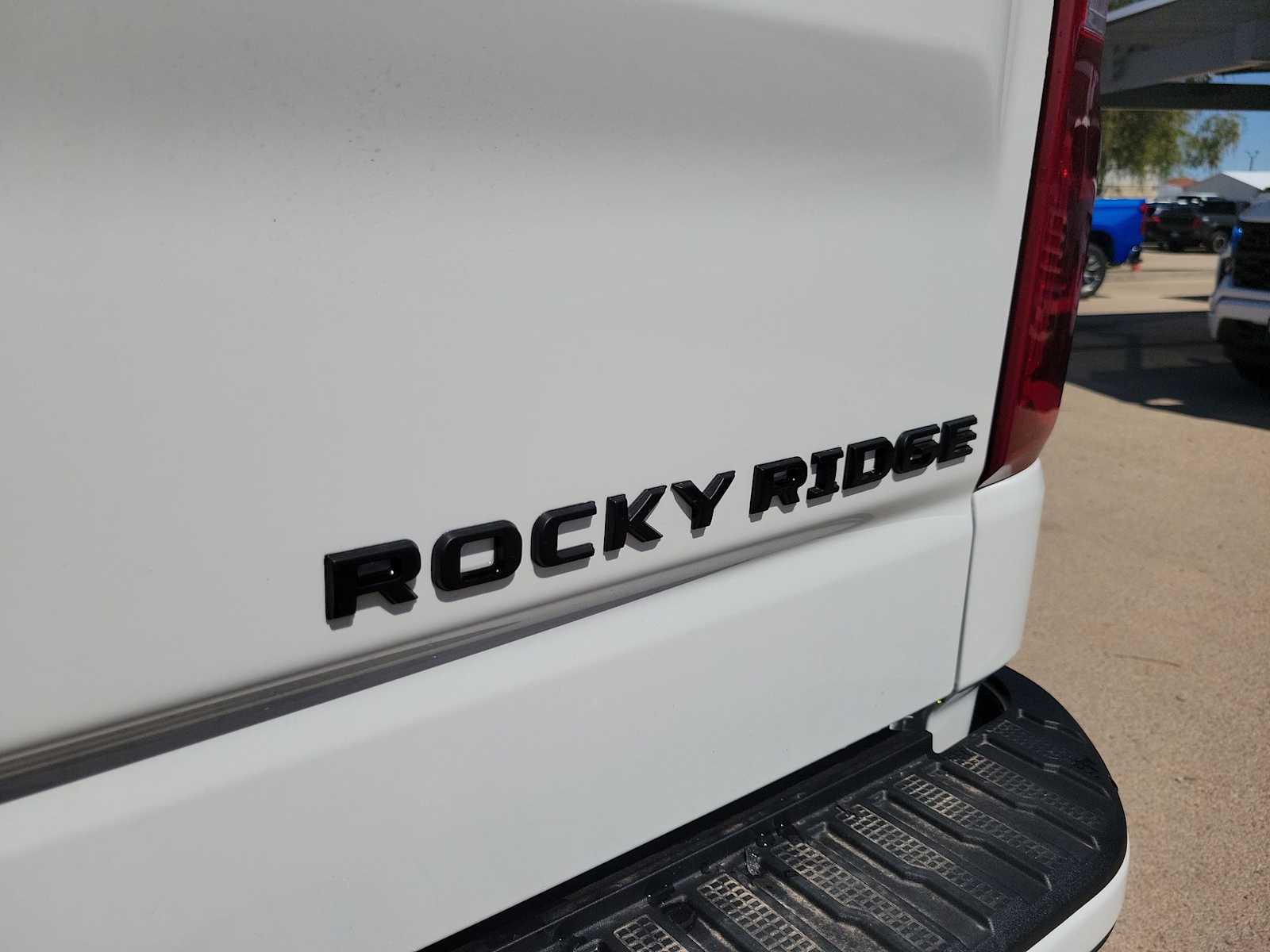 Thumbnail: 2025 Chevrolet Silverado 1500 - 7