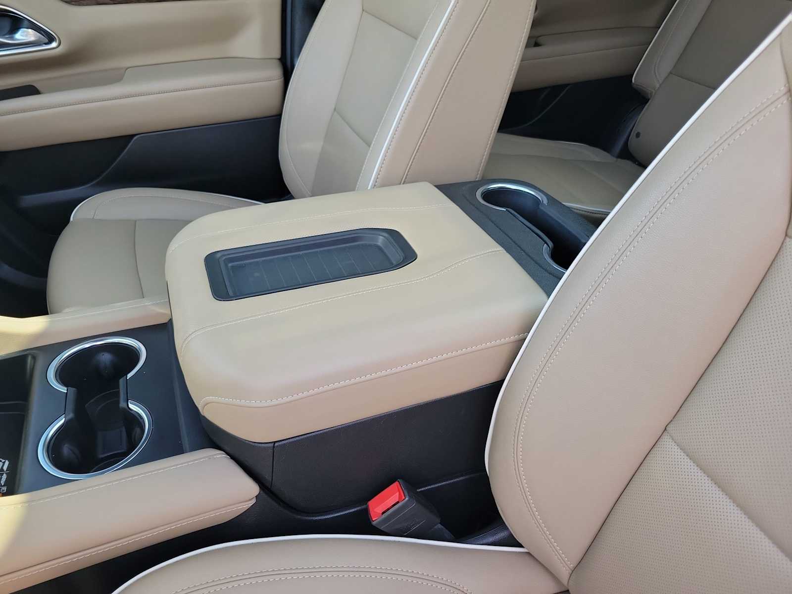 Thumbnail: 2024 Chevrolet Tahoe - 16