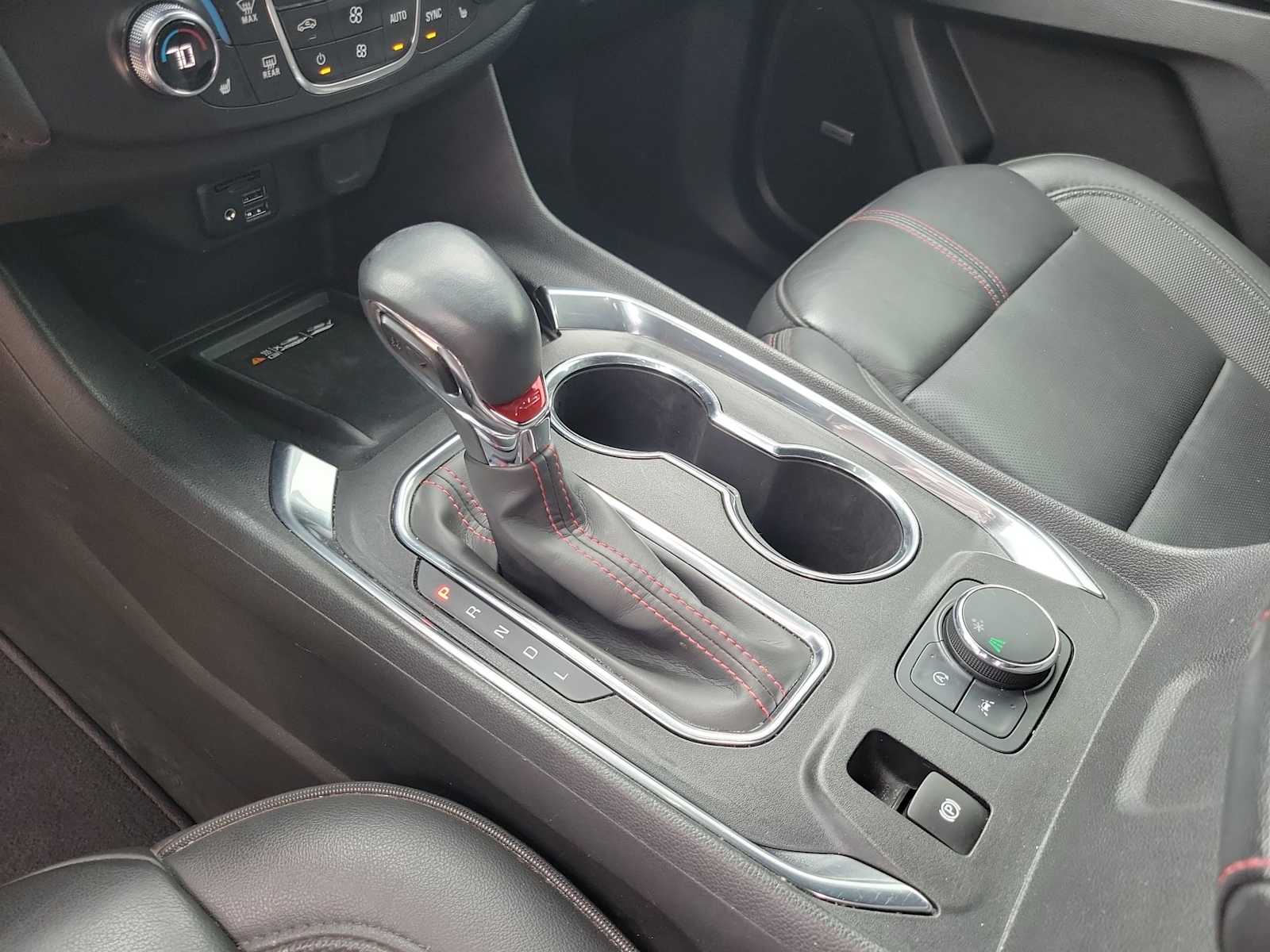 Thumbnail: 2023 Chevrolet Traverse - 13