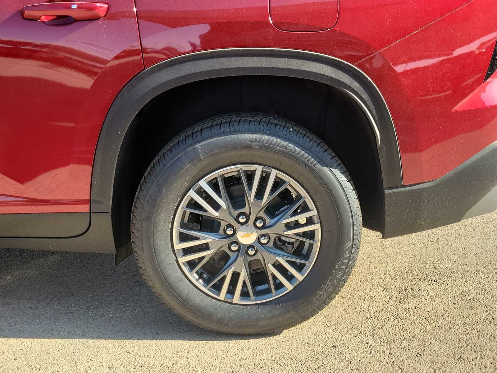 Thumbnail: 2026 Chevrolet Traverse - 12