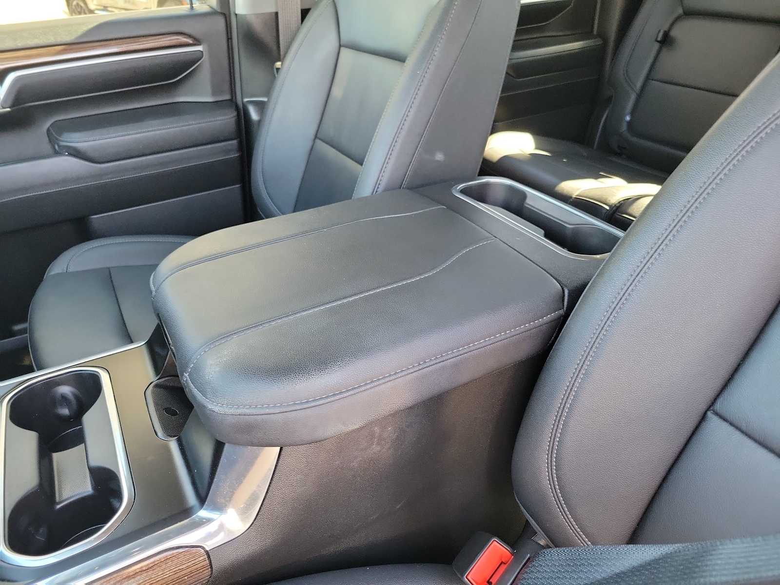 Thumbnail: 2024 Chevrolet Silverado 2500 - 16