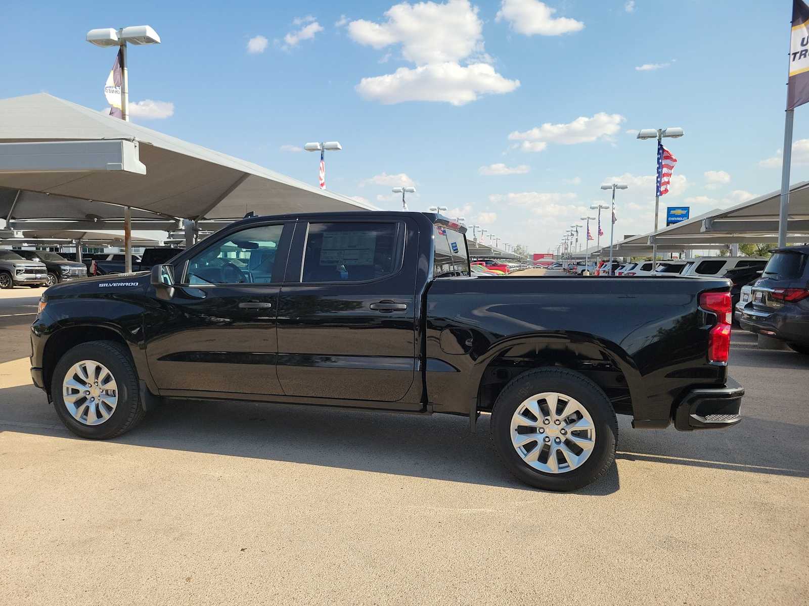 Thumbnail: 2026 Chevrolet Silverado 1500 - 3