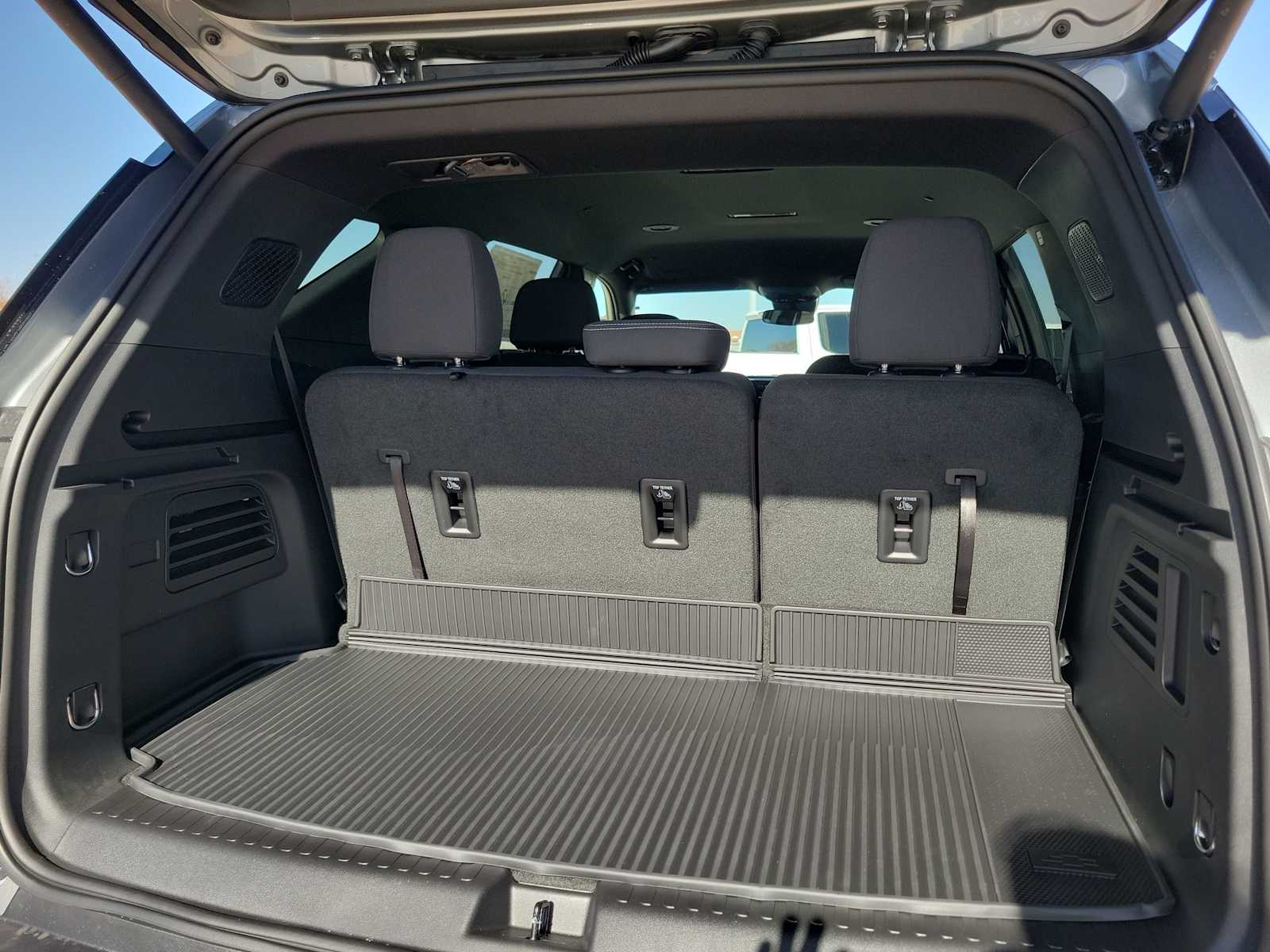 Thumbnail: 2026 Chevrolet Traverse - 19