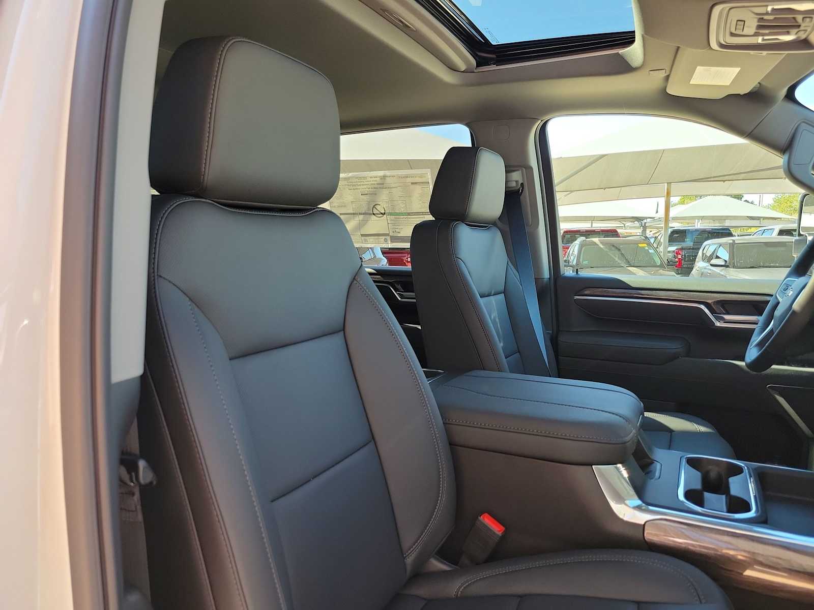 Thumbnail: 2026 Chevrolet Silverado 2500 - 14