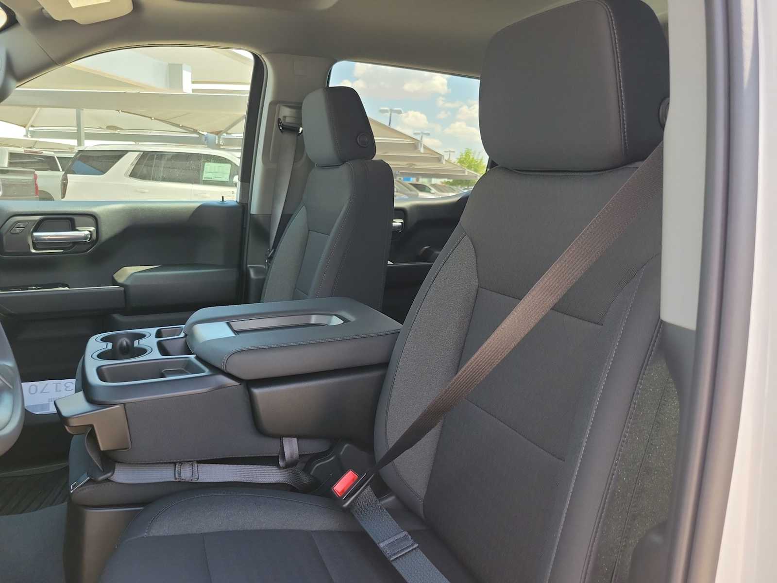 Thumbnail: 2026 Chevrolet Silverado 1500 - 11