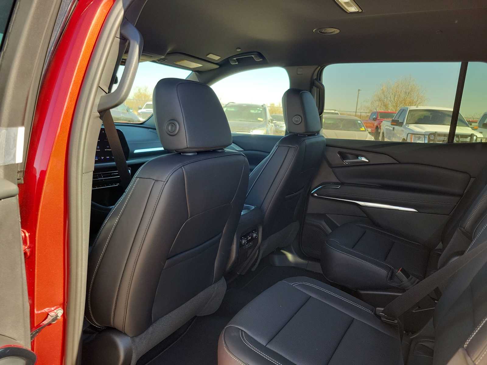 Thumbnail: 2026 Chevrolet Traverse - 12