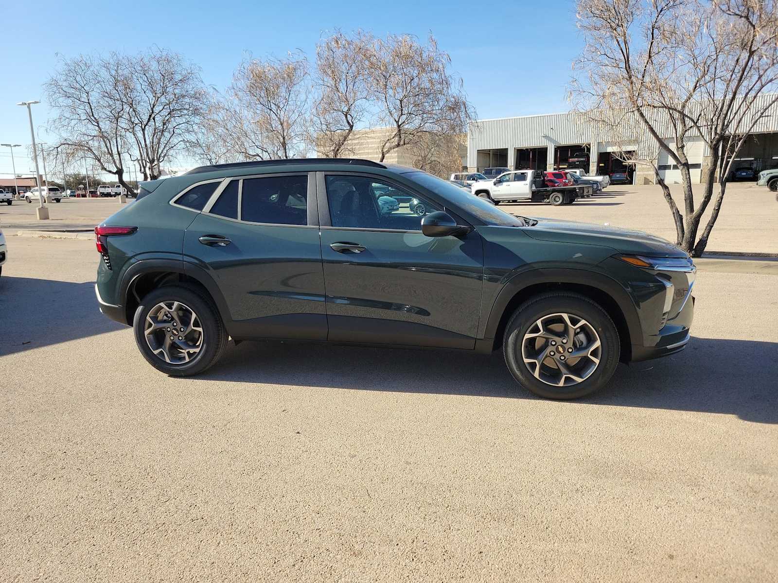 Thumbnail: 2026 Chevrolet Trax - 10