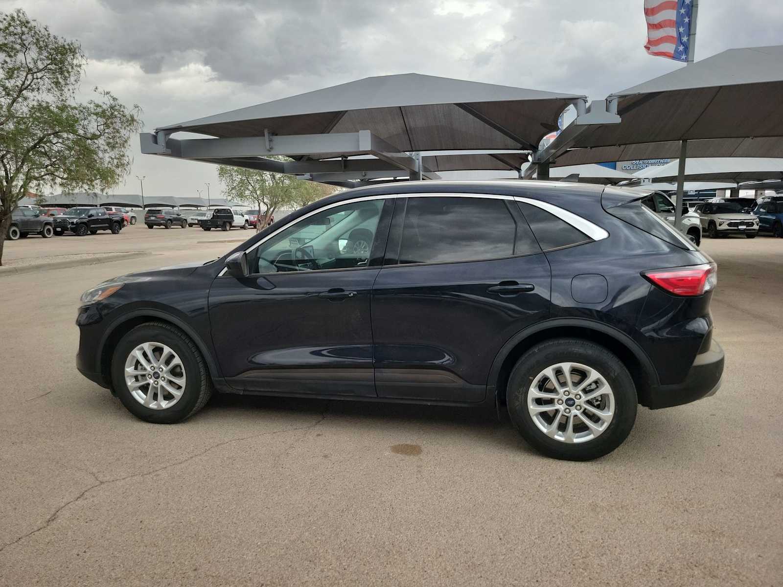 Thumbnail: 2021 Ford Escape - 5