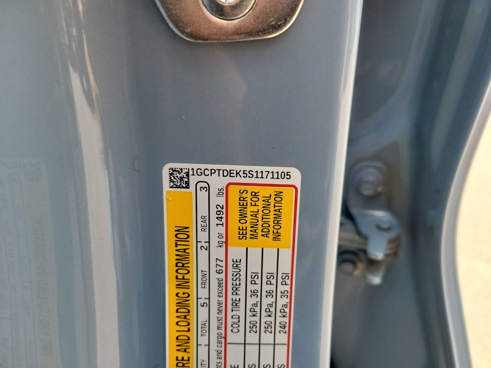 Thumbnail: 2025 Chevrolet Colorado - 21