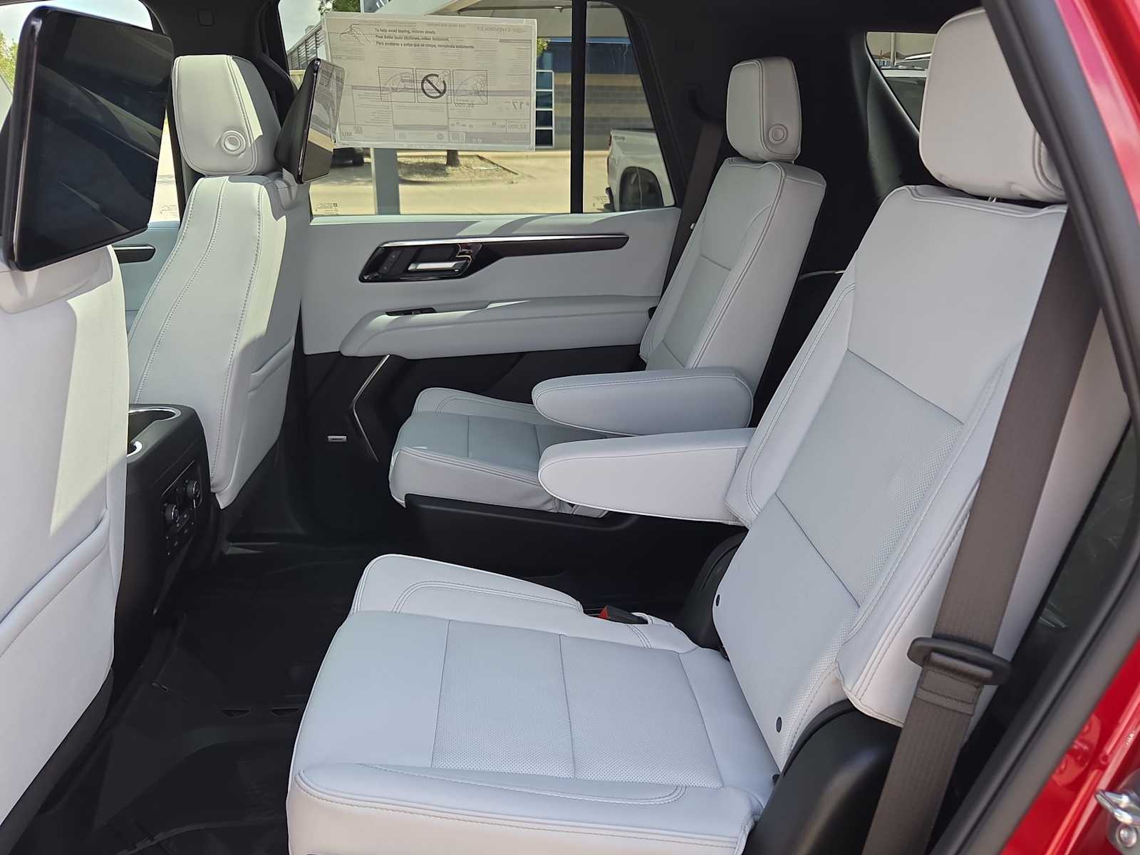 Thumbnail: 2026 Chevrolet Tahoe - 12