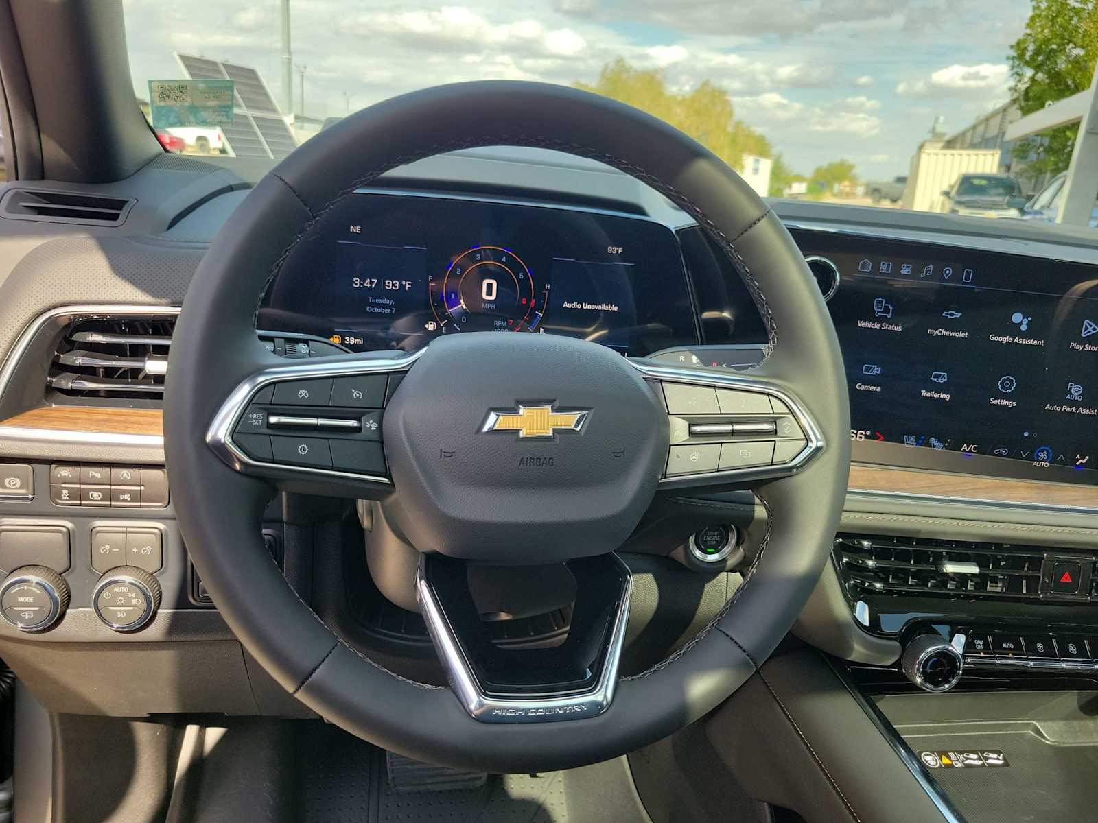 Thumbnail: 2026 Chevrolet Suburban - 15