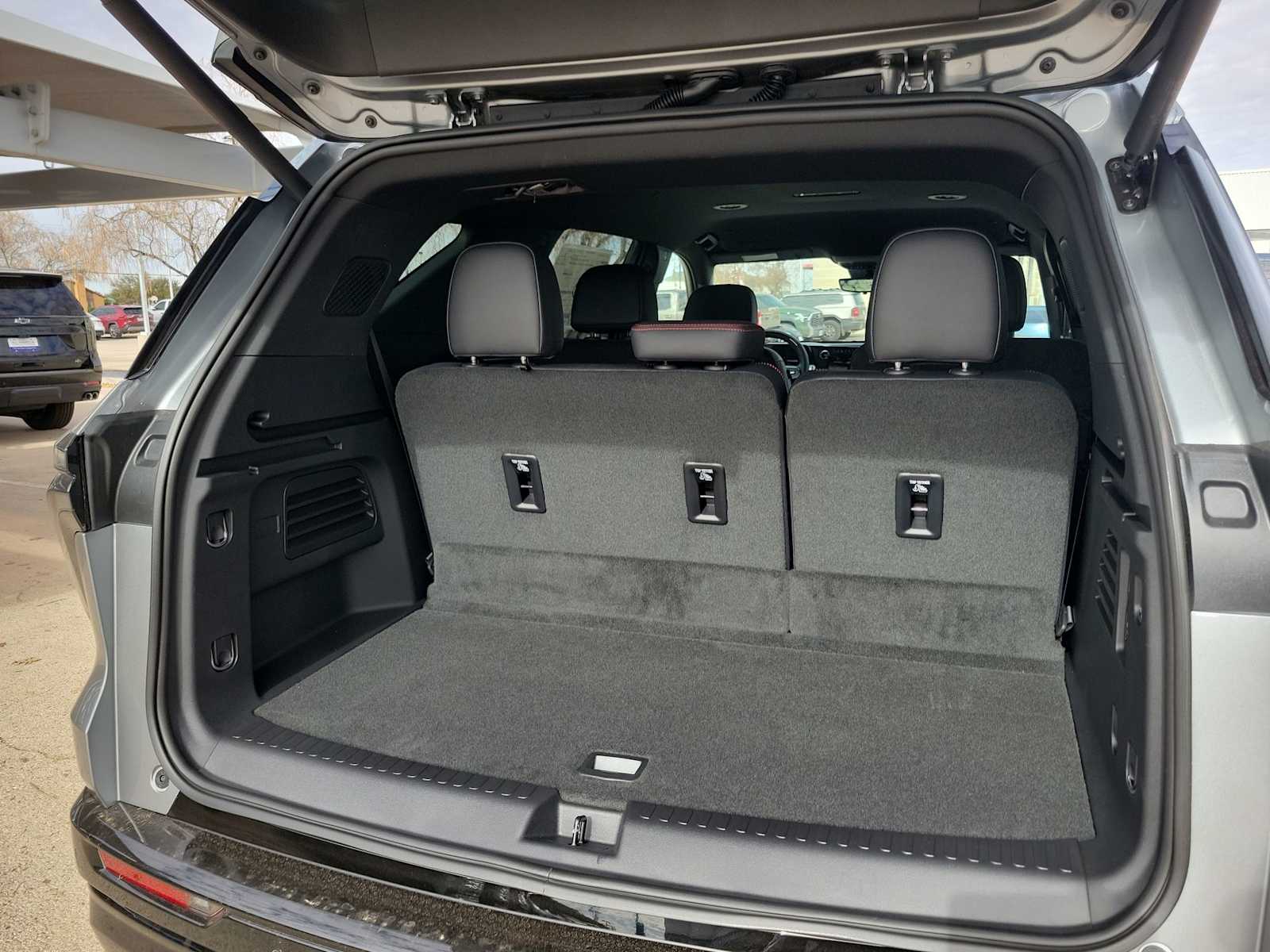 Thumbnail: 2026 Chevrolet Traverse - 19