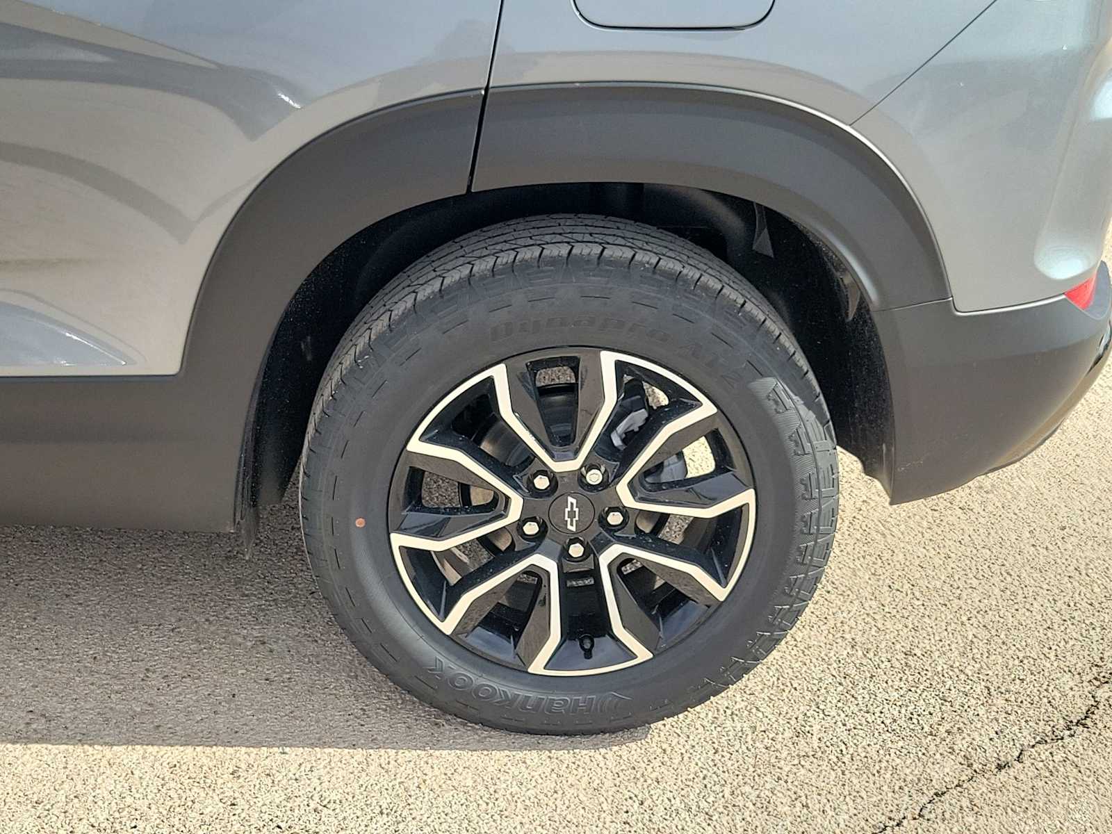 Thumbnail: 2026 Chevrolet TrailBlazer - 4