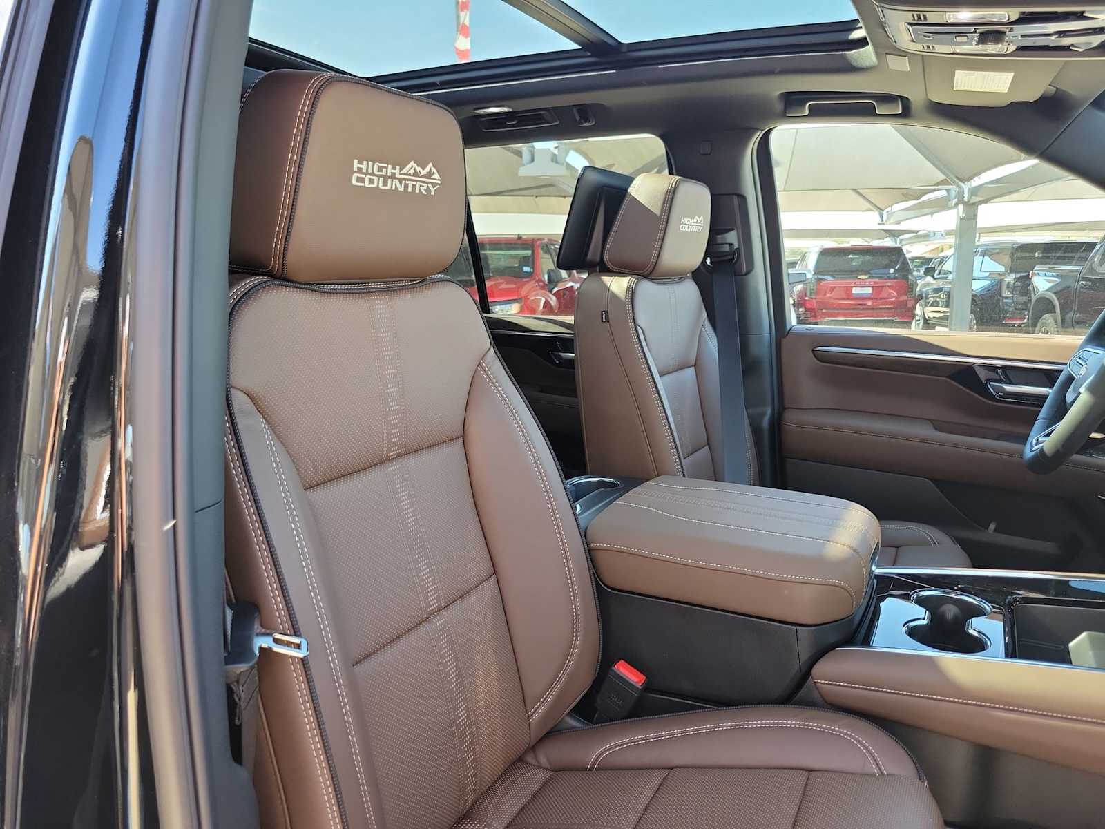 Thumbnail: 2026 Chevrolet Tahoe - 14