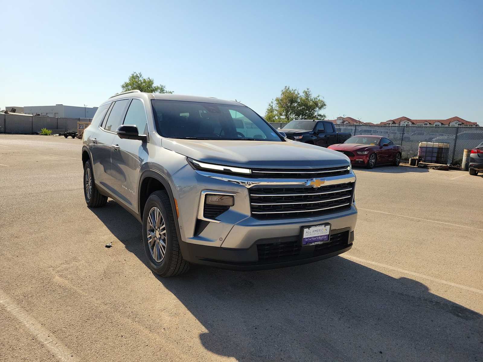 Thumbnail: 2026 Chevrolet Traverse - 2