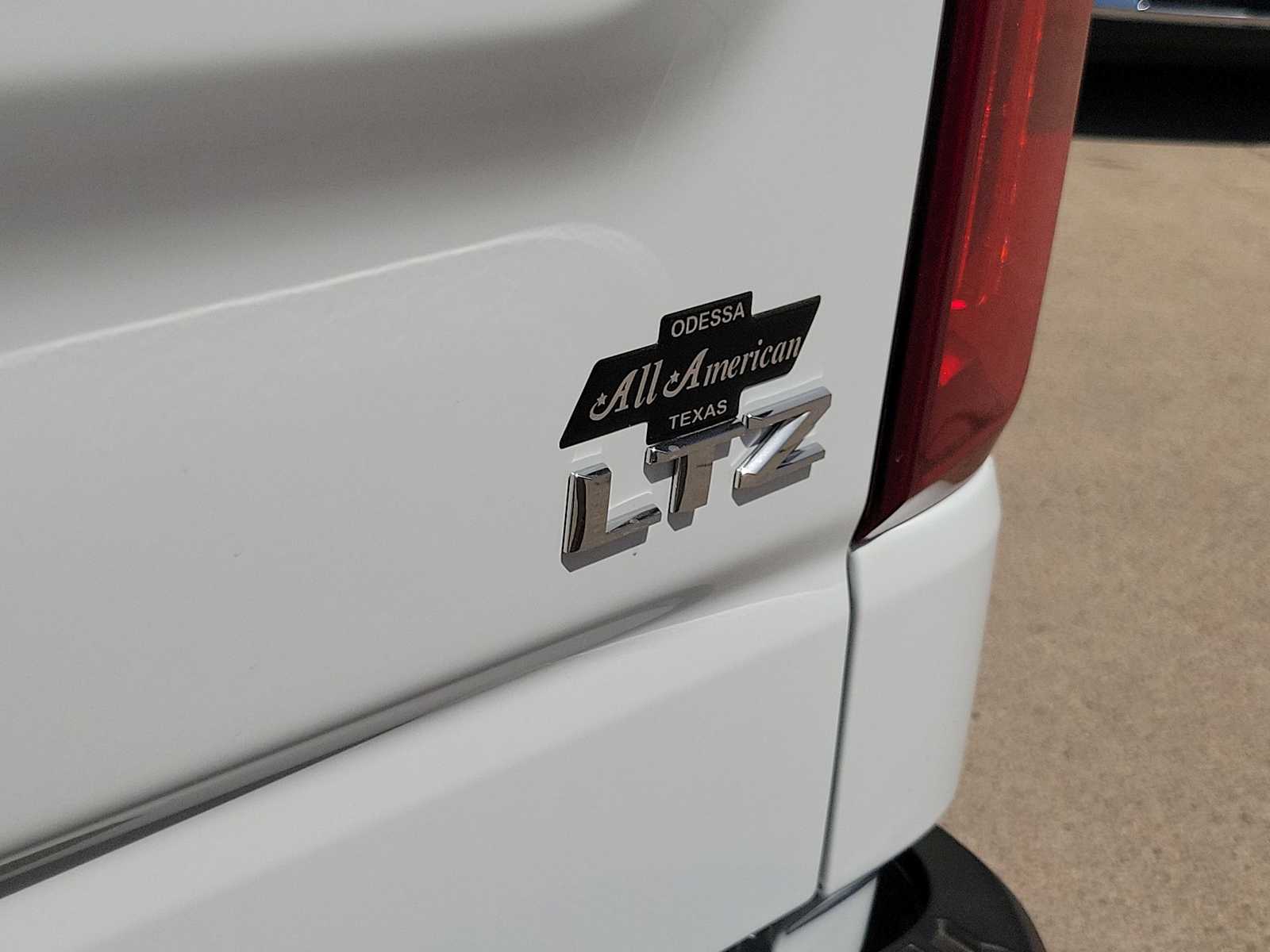 Thumbnail: 2026 Chevrolet Silverado 1500 - 12