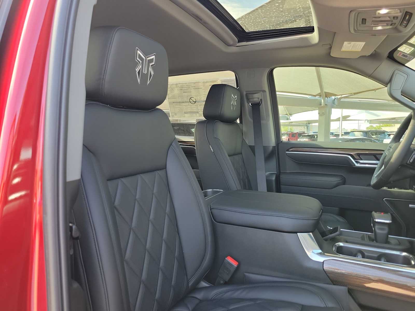 Thumbnail: 2025 Chevrolet Silverado 1500 - 14