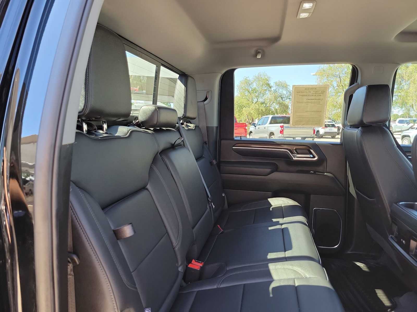 Thumbnail: 2024 Chevrolet Silverado 2500 - 13