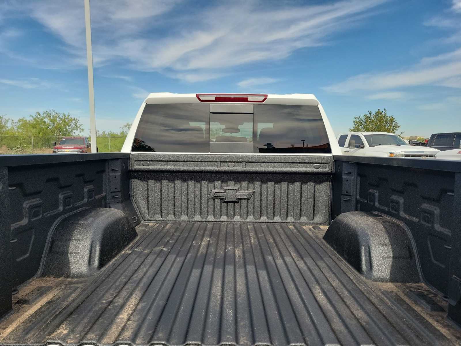 Thumbnail: 2026 Chevrolet Silverado 1500 - 23