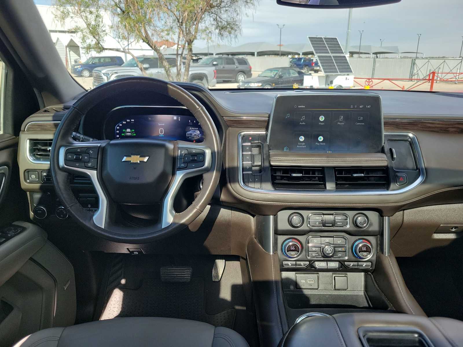 Thumbnail: 2022 Chevrolet Tahoe - 10