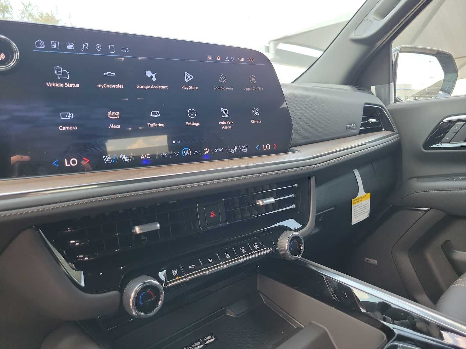 Thumbnail: 2025 Chevrolet Tahoe - 21