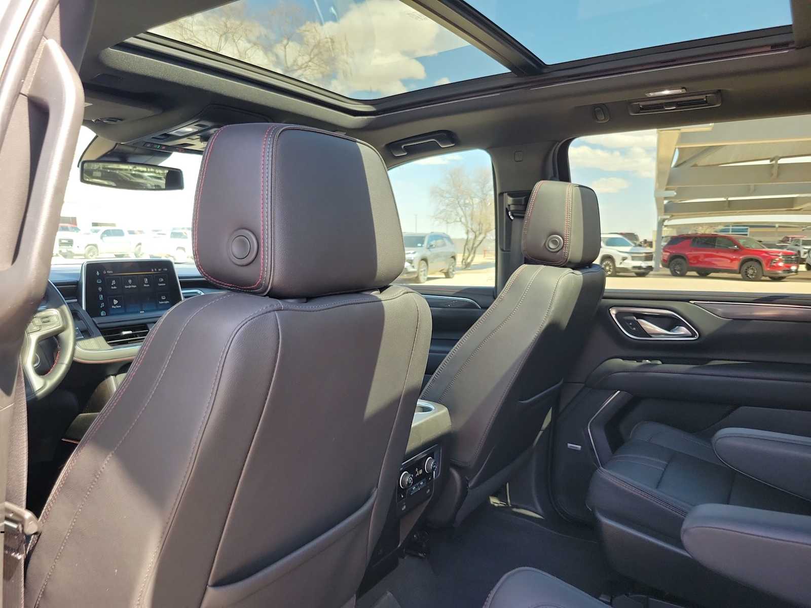 Thumbnail: 2023 Chevrolet Suburban - 8