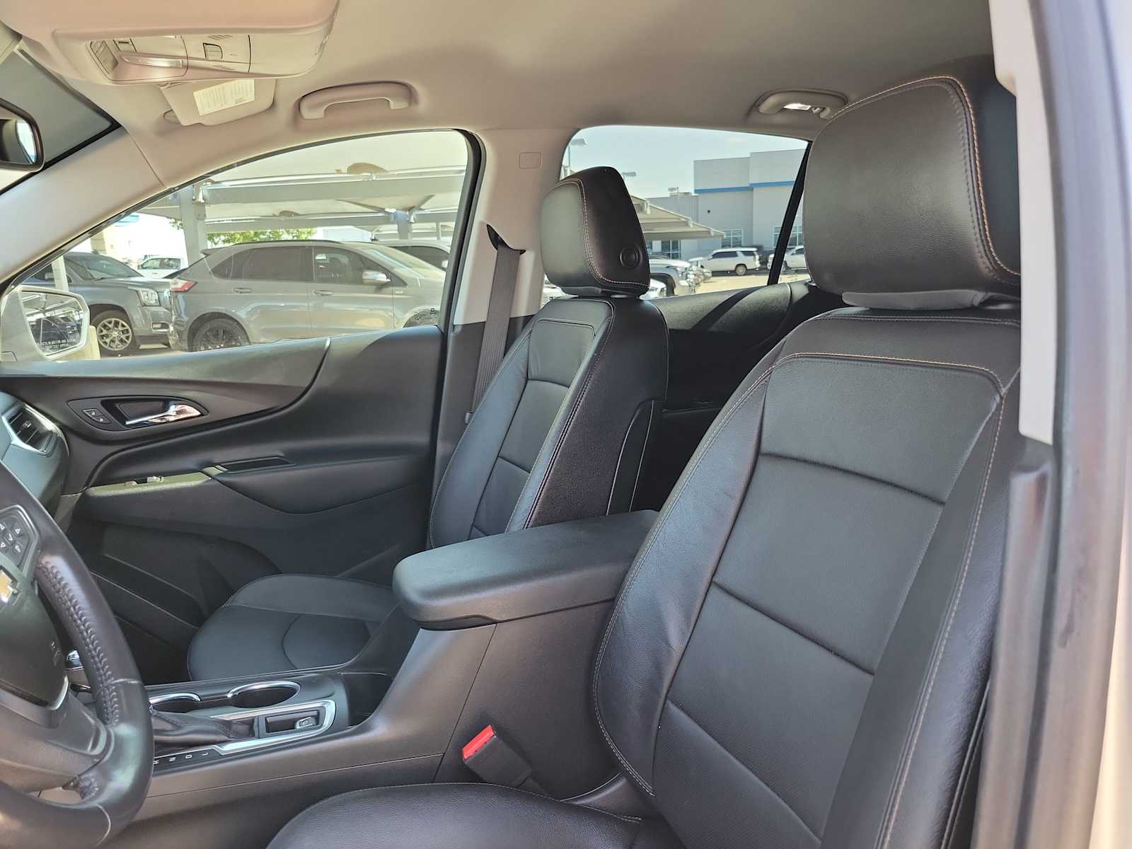 Thumbnail: 2021 Chevrolet Equinox - 11