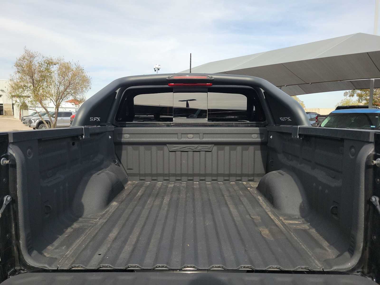 Thumbnail: 2021 Chevrolet Colorado - 19