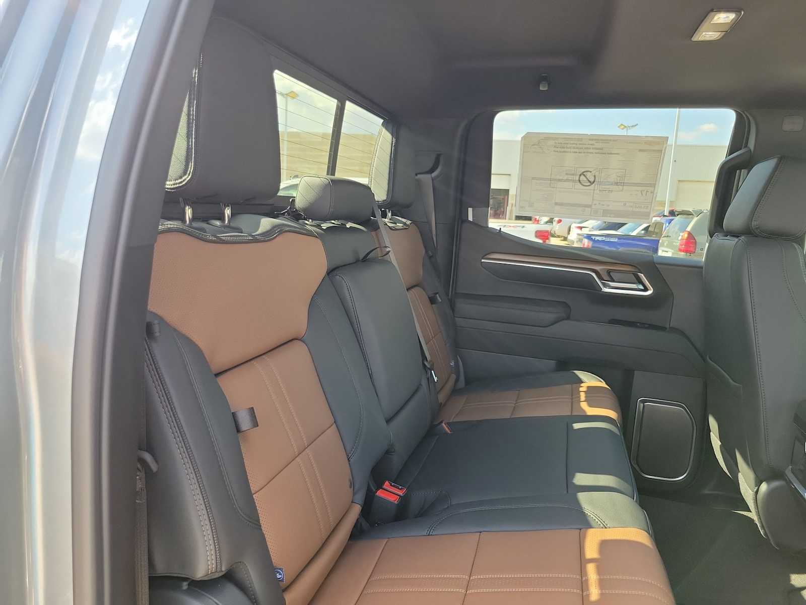 Thumbnail: 2026 Chevrolet Silverado 1500 - 13