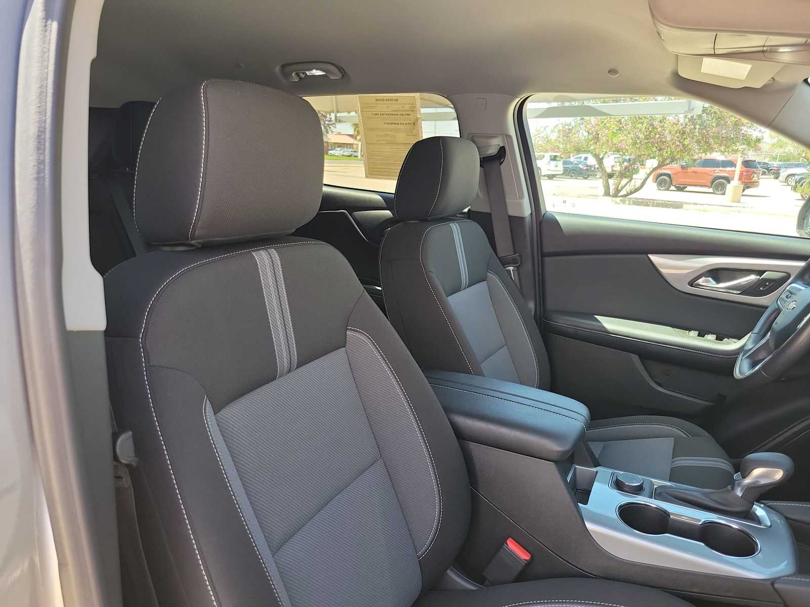 Thumbnail: 2025 Chevrolet Blazer - 18