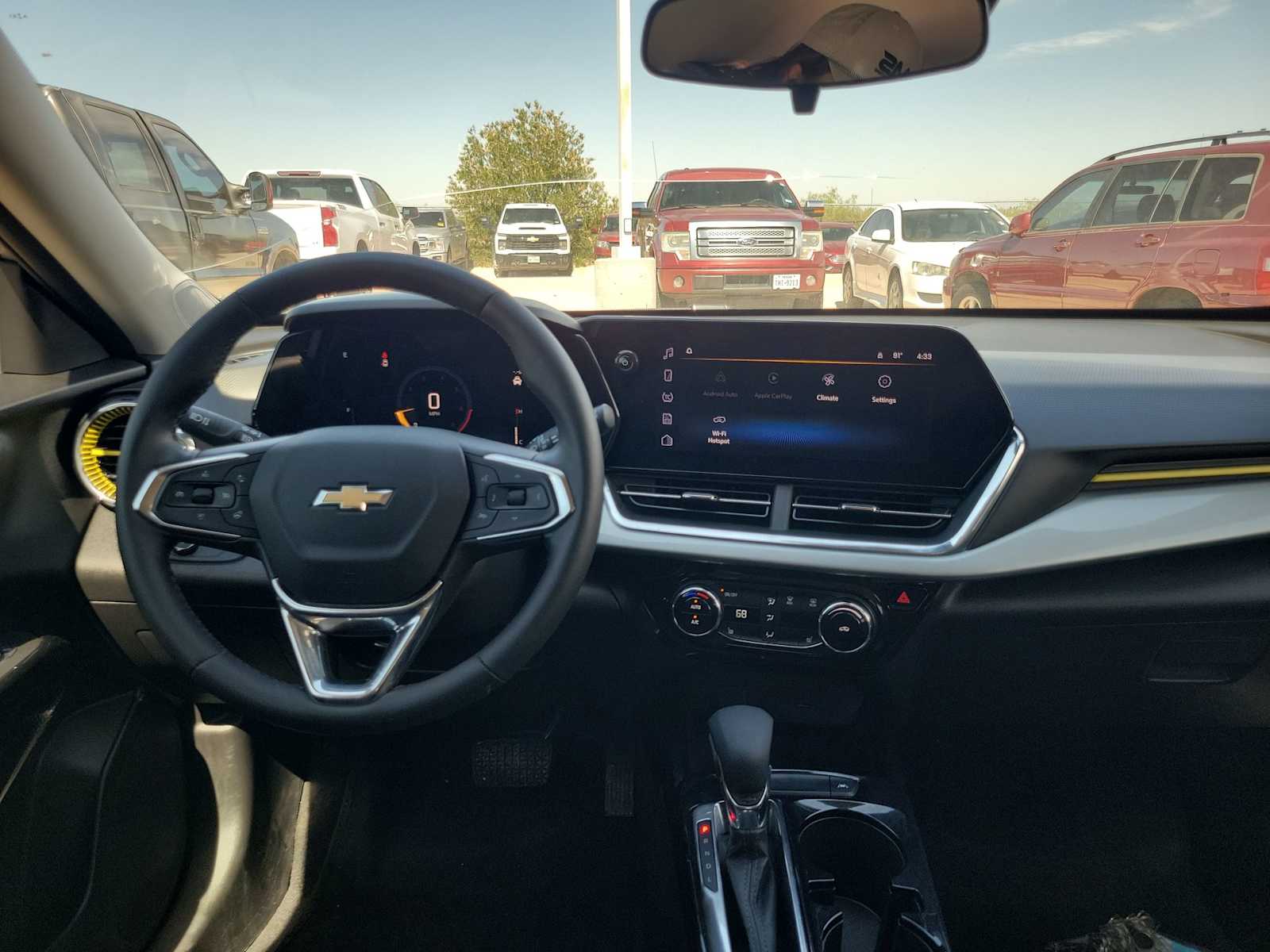 Thumbnail: 2025 Chevrolet Trax - 14