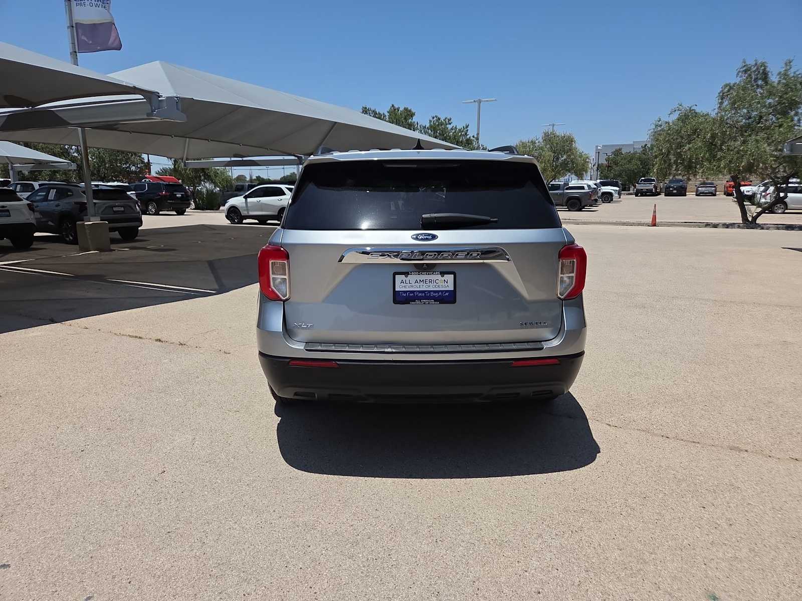 Thumbnail: 2021 Ford Explorer - 7