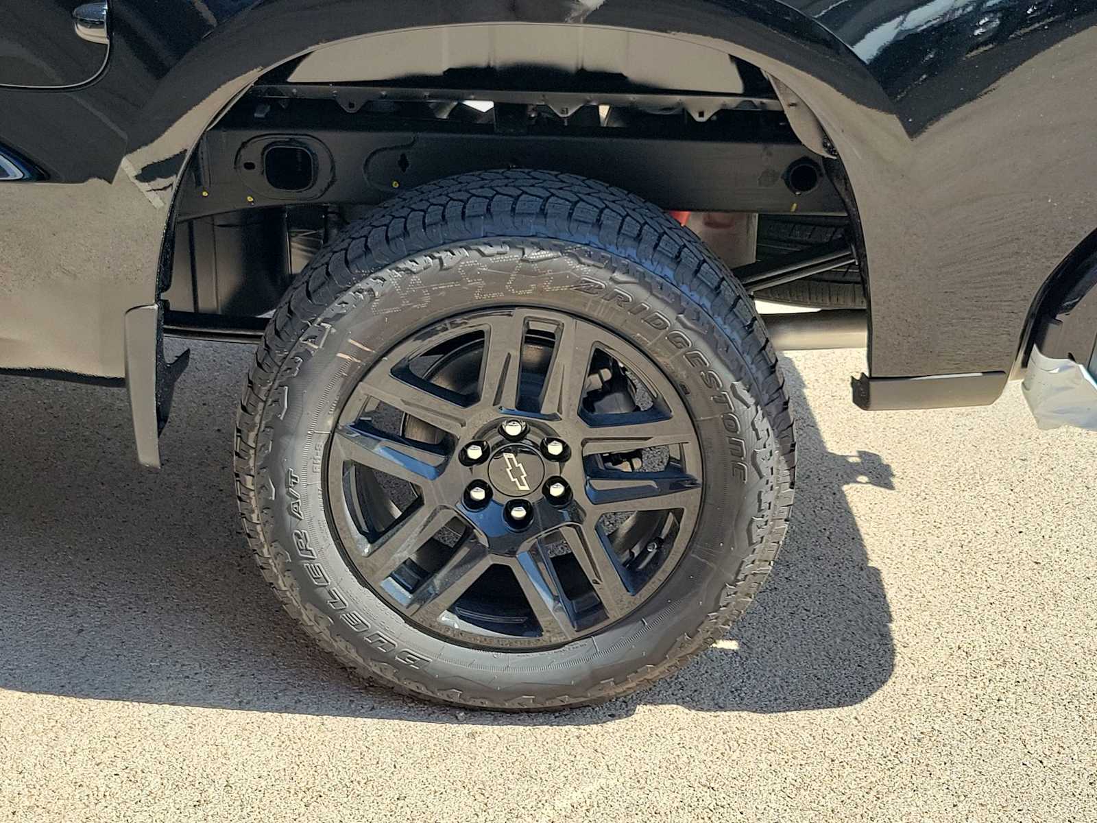 Thumbnail: 2026 Chevrolet Silverado 1500 - 8