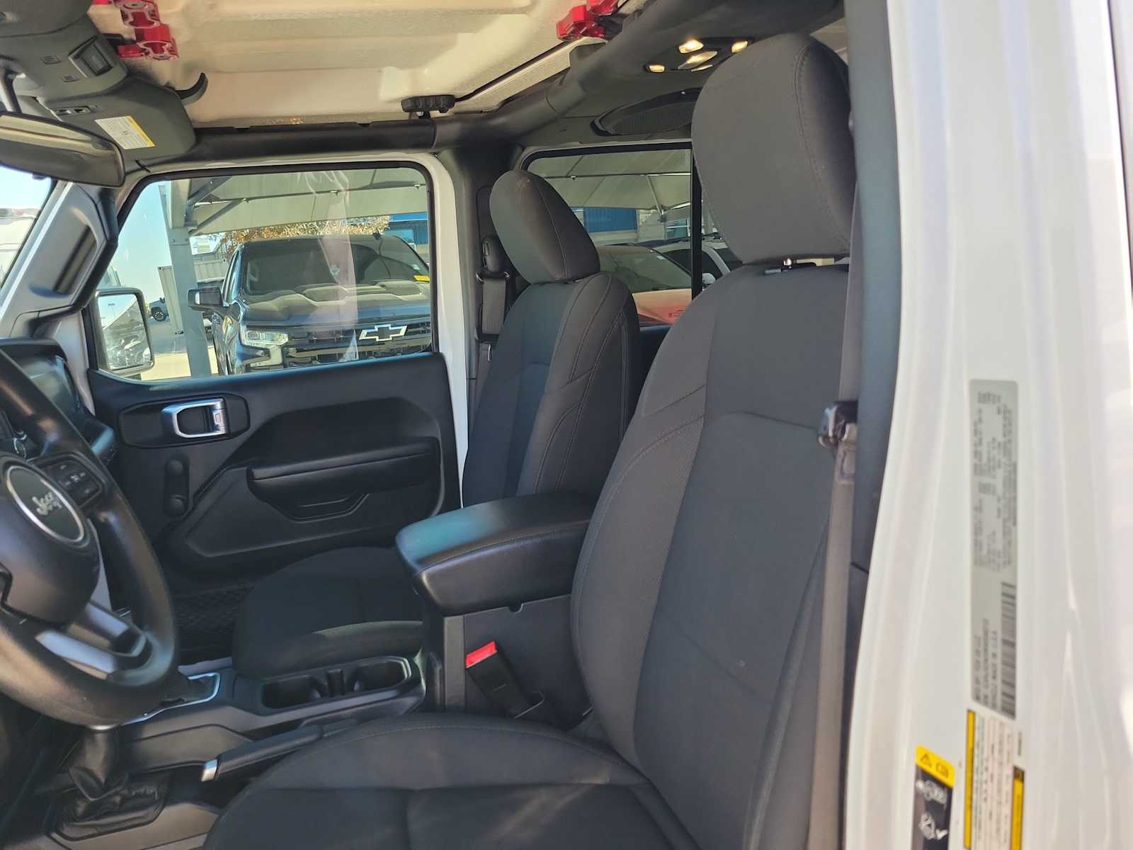 Thumbnail: 2021 Jeep Wrangler - 11