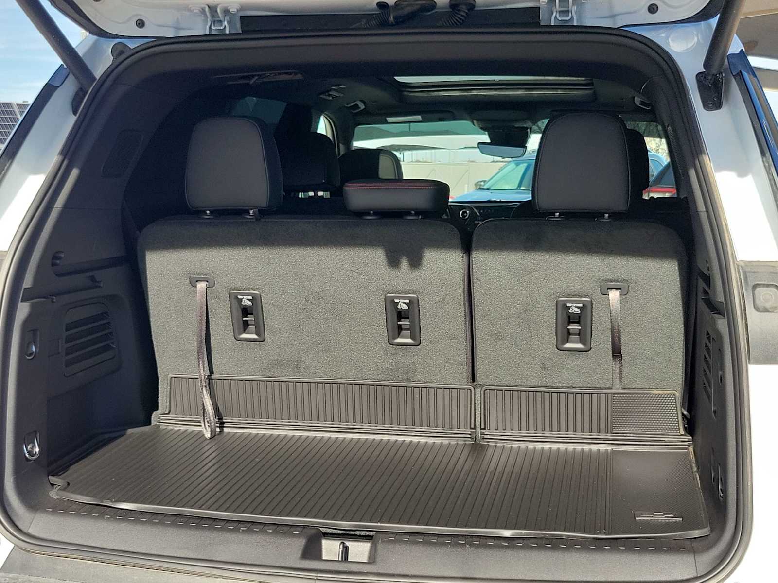 Thumbnail: 2026 Chevrolet Traverse - 15