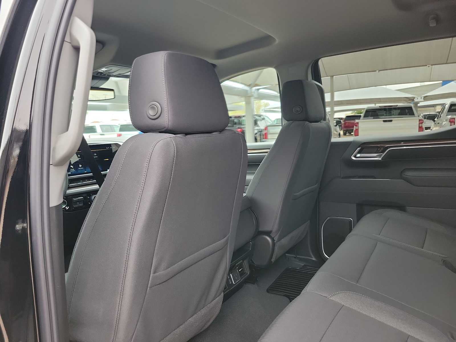 Thumbnail: 2026 Chevrolet Silverado 1500 - 12