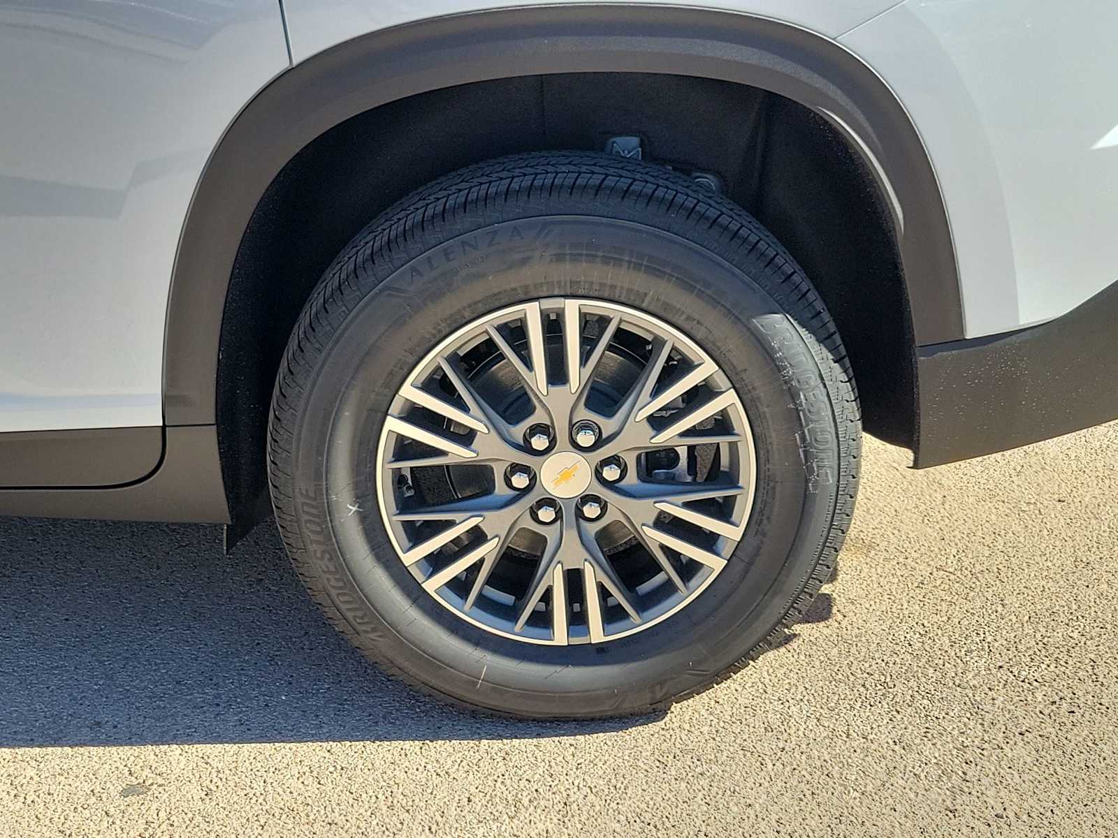 Thumbnail: 2026 Chevrolet Traverse - 8