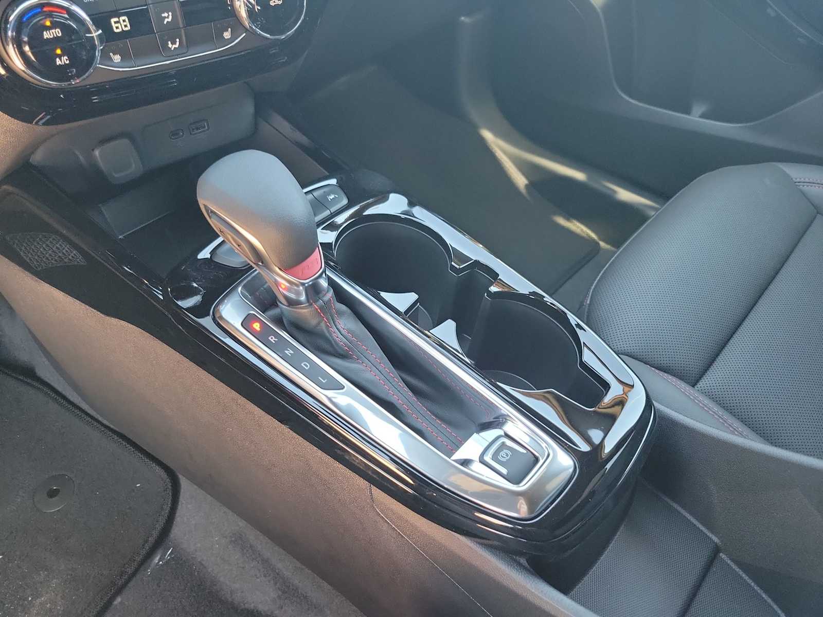 Thumbnail: 2026 Chevrolet Trax - 17