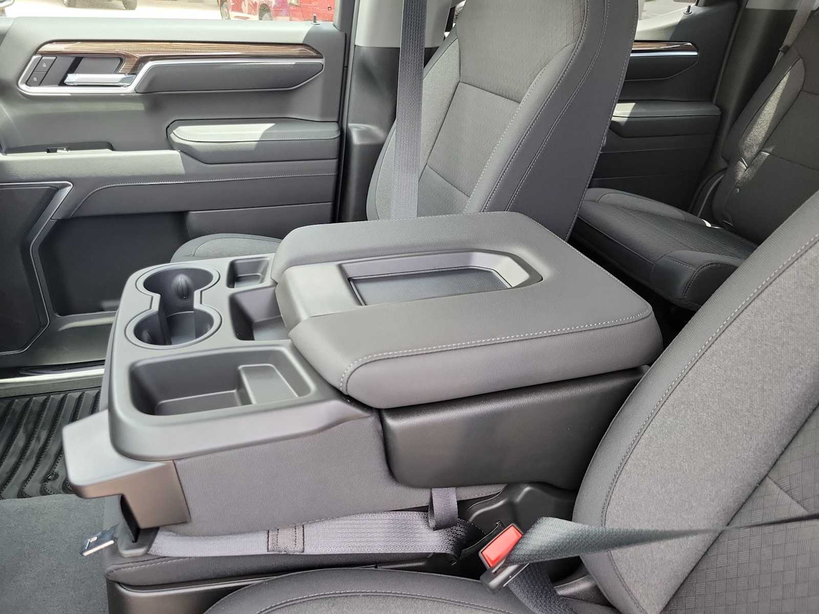 Thumbnail: 2026 Chevrolet Silverado 1500 - 16