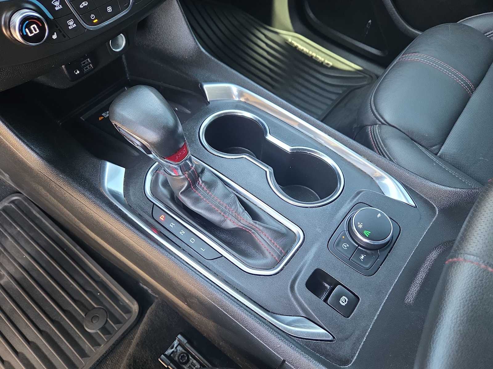 Thumbnail: 2023 Chevrolet Traverse - 21