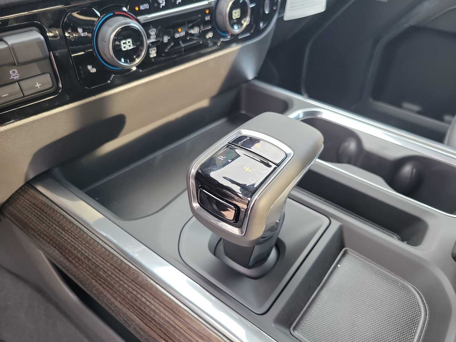 Thumbnail: 2026 Chevrolet Silverado 1500 - 17