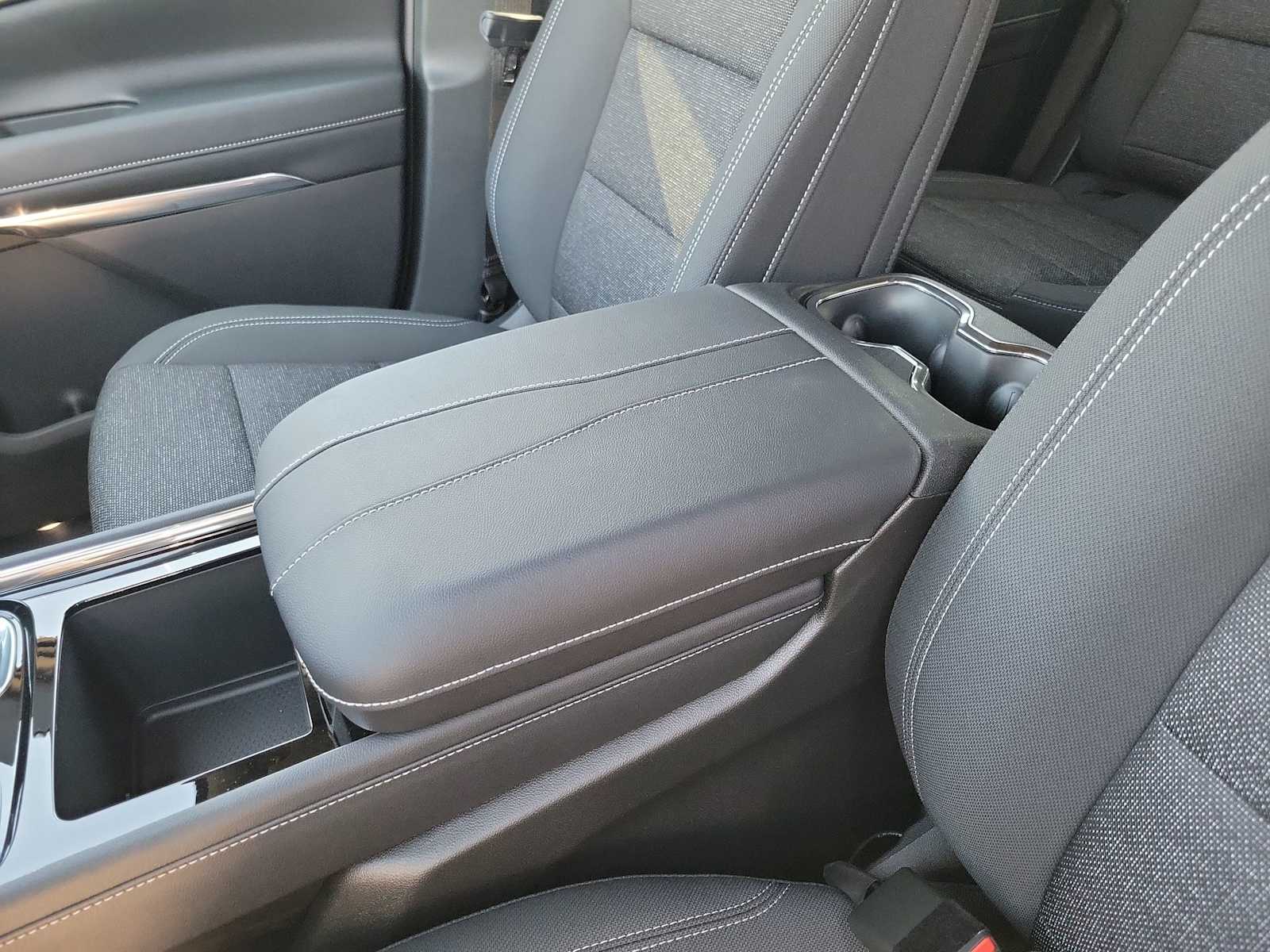 Thumbnail: 2026 Chevrolet Traverse - 16