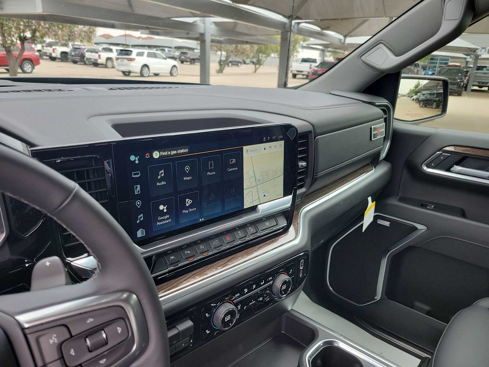 Thumbnail: 2026 Chevrolet Silverado 1500 - 24