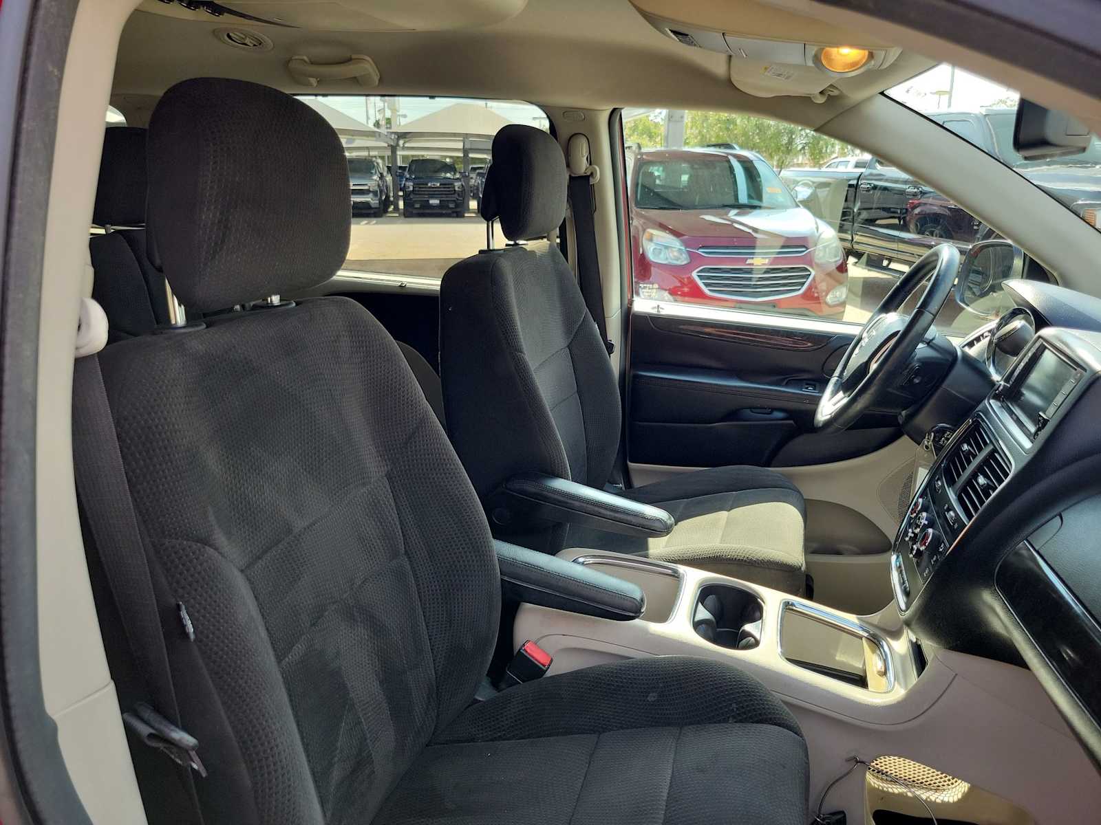 Thumbnail: 2013 Dodge Grand Caravan - 14