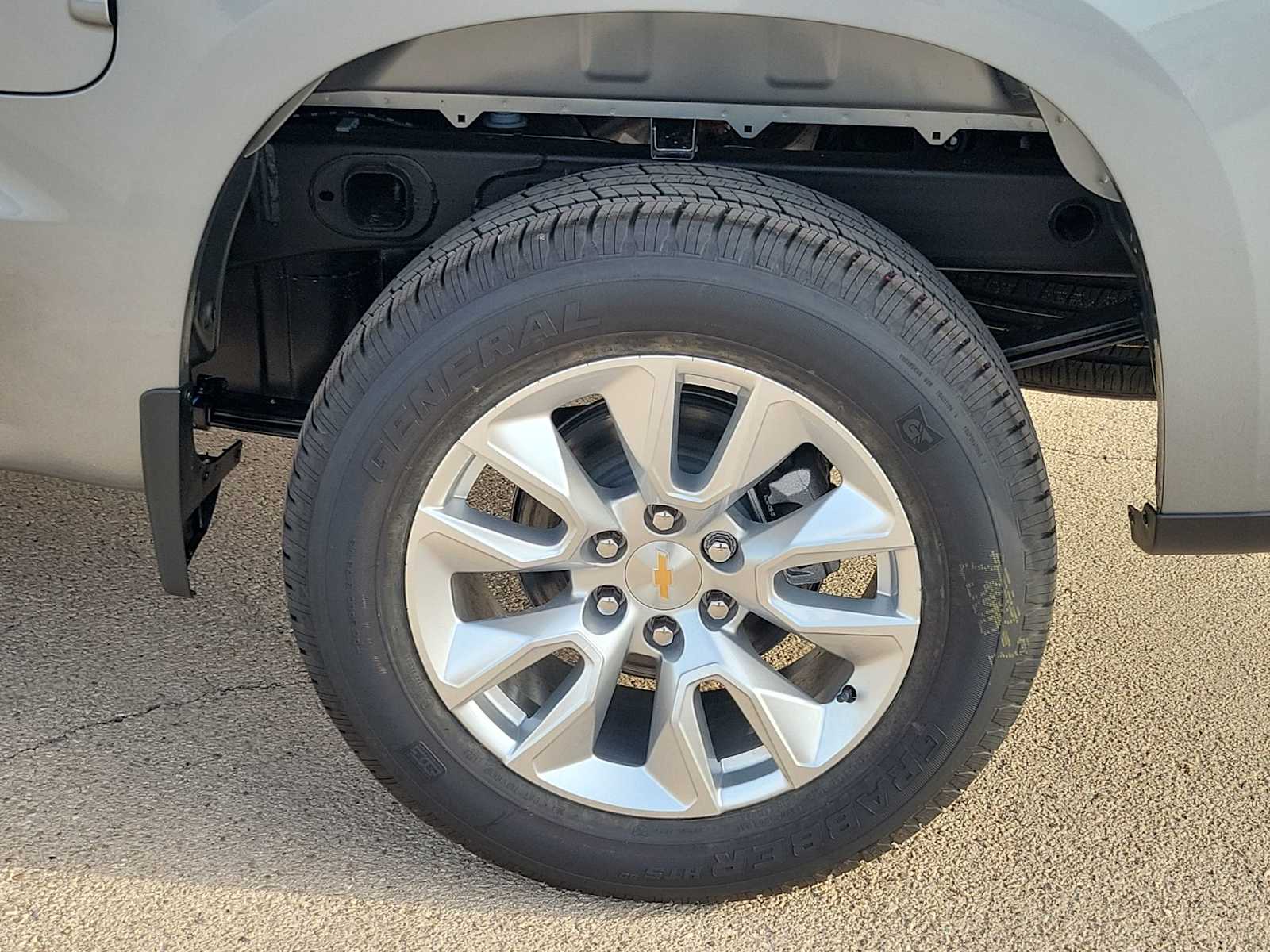 Thumbnail: 2026 Chevrolet Silverado 1500 - 12